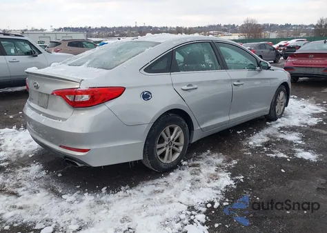 2016 Hyundai Sonata Se z USA, uszkodzony, nr VIN 5NPE24AF4GH264667